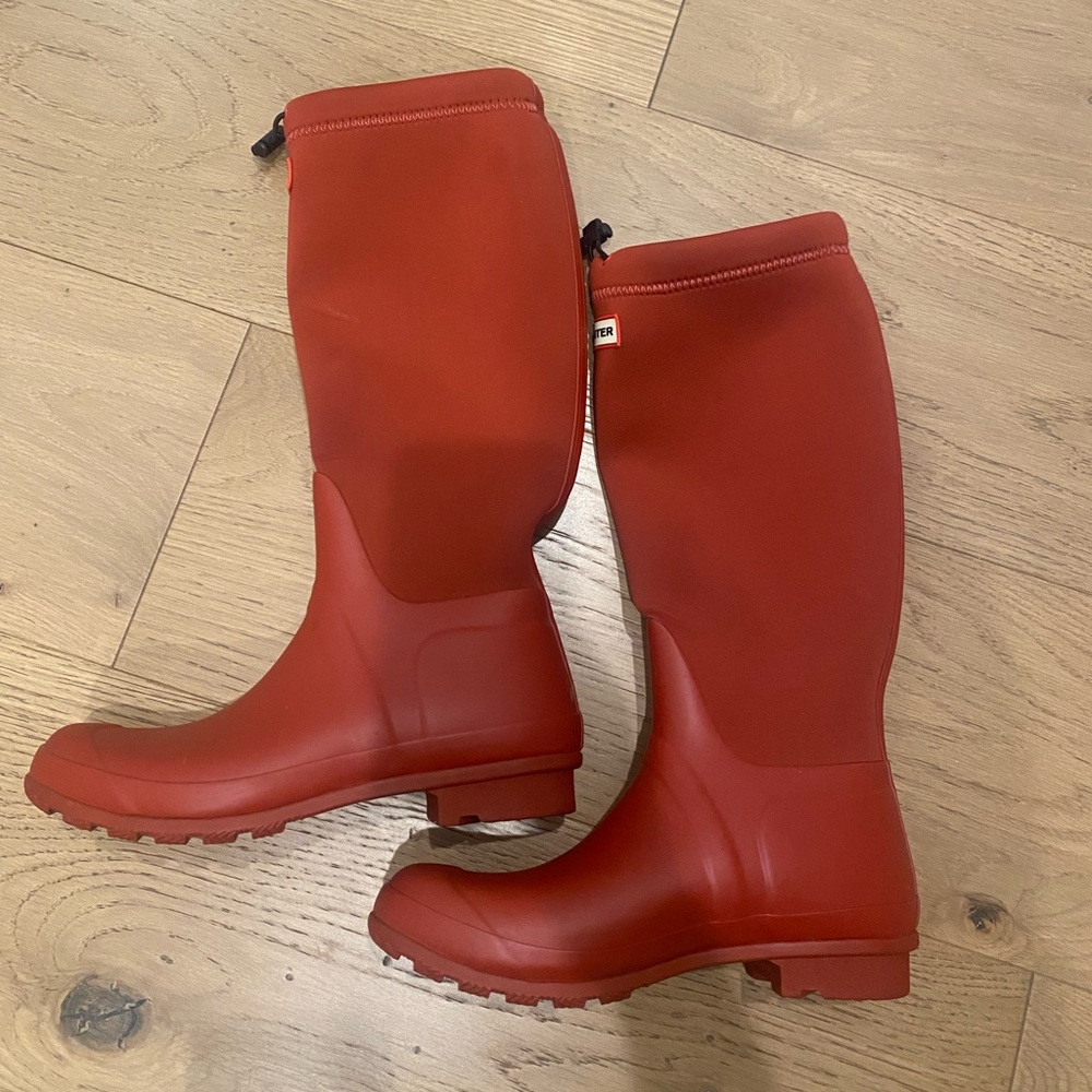 Hunter Red Winter Rain Boots Waterproof Pull-On